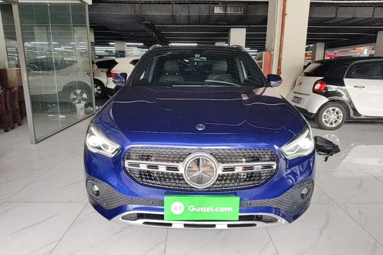 Mercedes-Benz GLA 200 2020 — 2