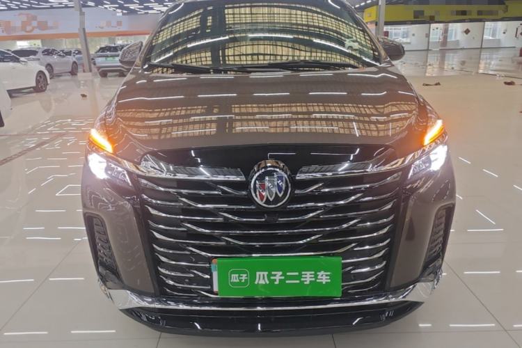 Buick GL8 2023 — 2
