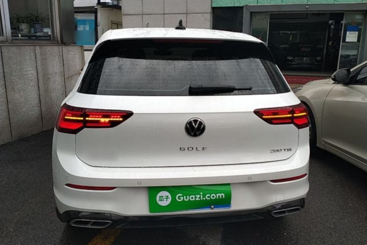 Volkswagen Golf 2024 — 5