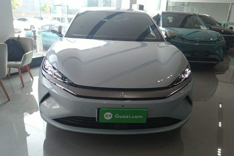 BYD Qin L 2025 — 2