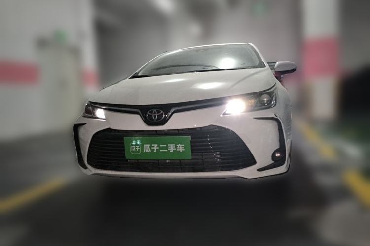 Toyota Corolla 2021 — фото 2