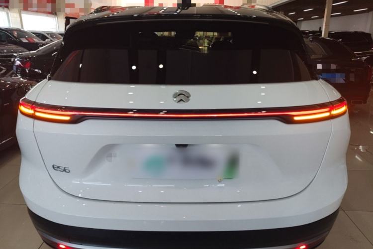 NIO ES6 2023 — 5