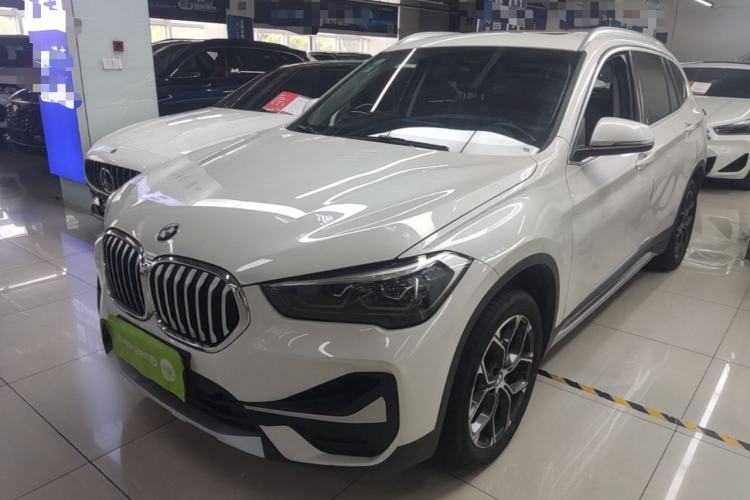 BMW X1 2020 — фото 1