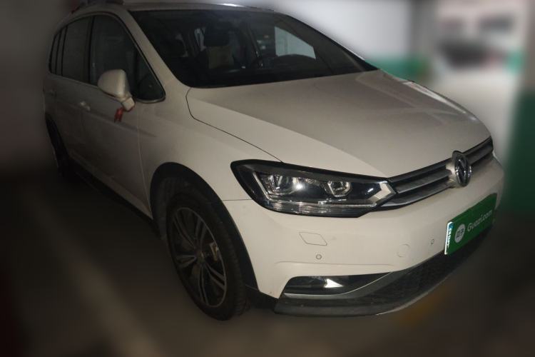 Volkswagen Touran 2021 — 3