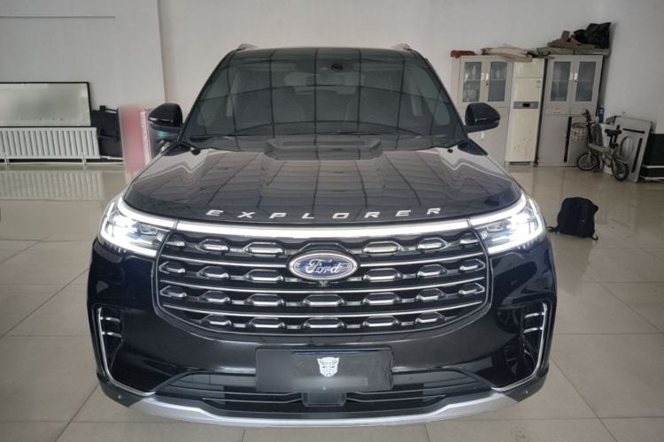 Ford Explorer 2023 — фото 2