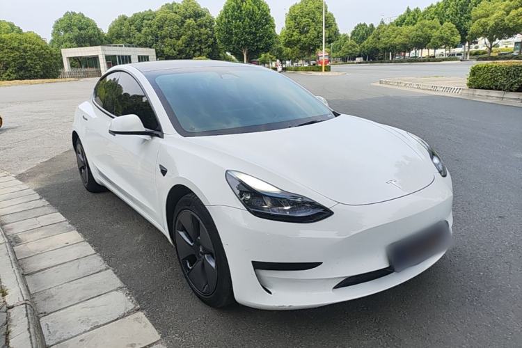 Tesla Model 3 2022 — 3