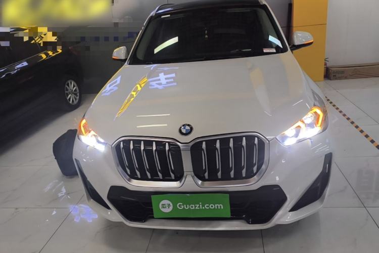 BMW X1 2023 — 2