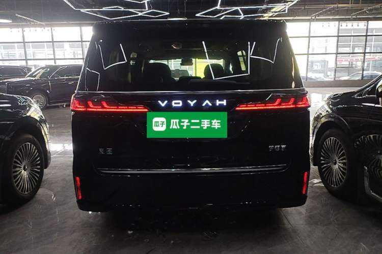 Voyah Dream 2025 — 5