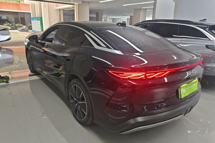 BYD Han L 2025 — 4