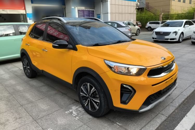 Kia Stonic 2021 — 3
