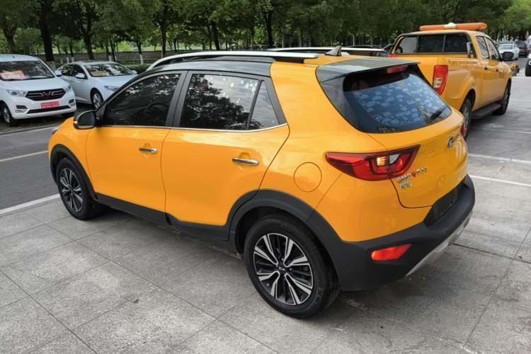 Kia Stonic 2021 — 4