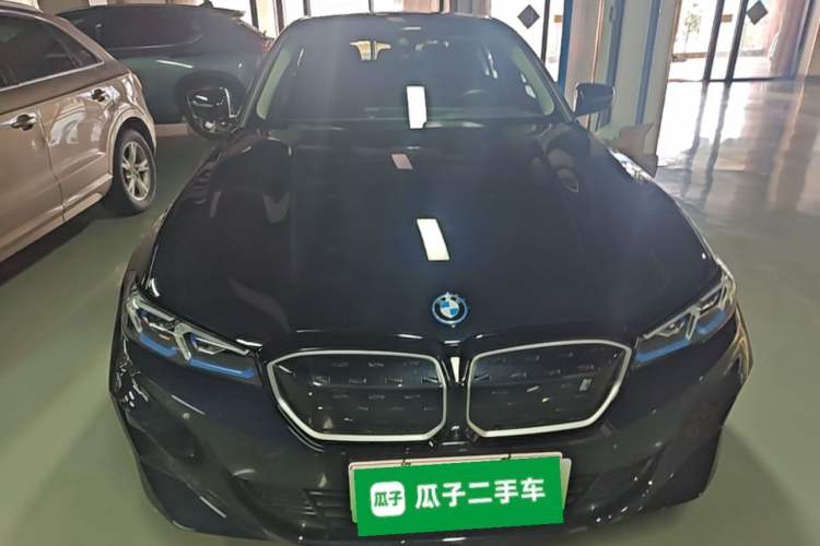 BMW i3 2024 — фото 2