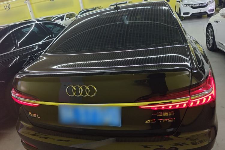 Audi A6 2019 — 5