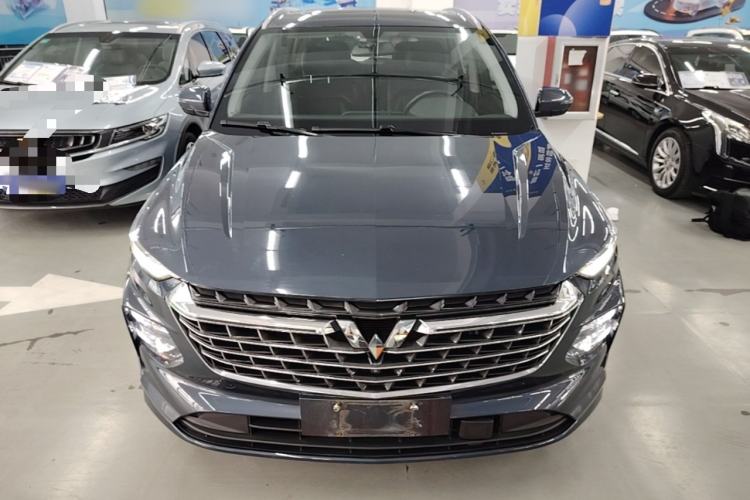 Wuling Victory 2020 — 2