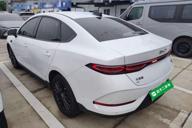 BYD Qin Plus 2025 — фото 4