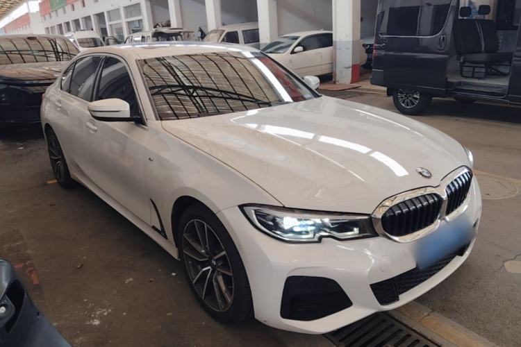 BMW 320Li 2020 — 3