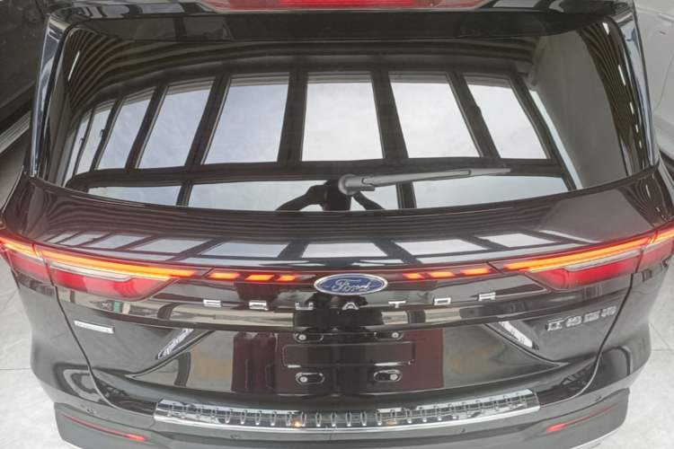 Ford Equator 2023 — 5
