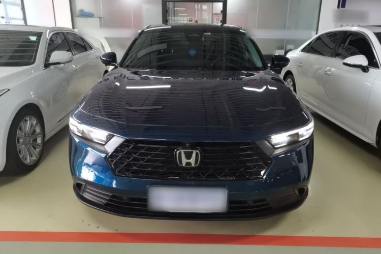 Honda Accord 2023 — фото 2
