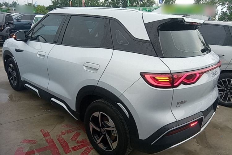BYD Yuan UP 2024 — 4