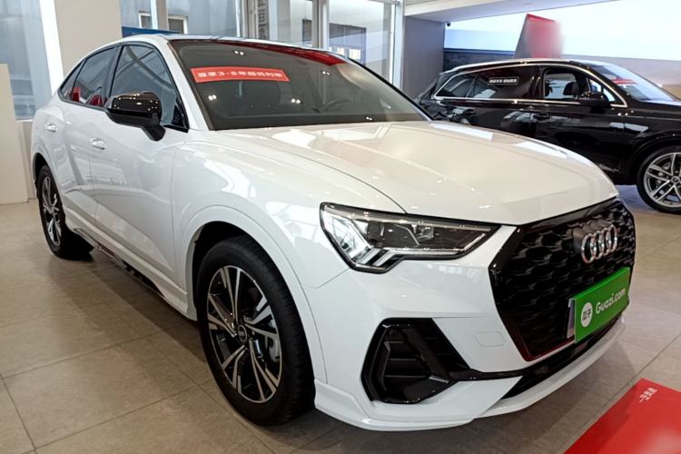 Audi Q3 Sportback 2022 — фото 3