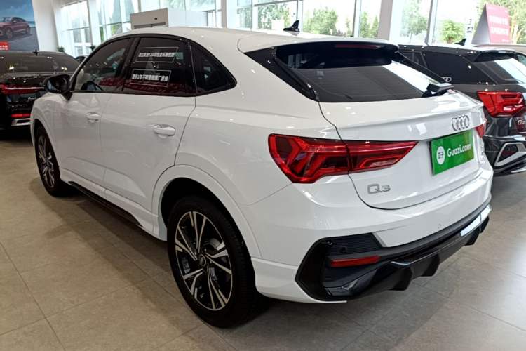 Audi Q3 Sportback 2022 — фото 4