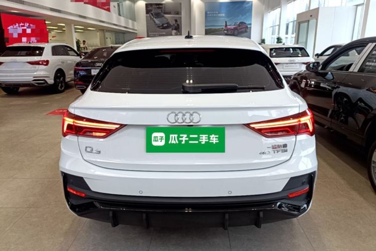 Audi Q3 Sportback 2022 — фото 5