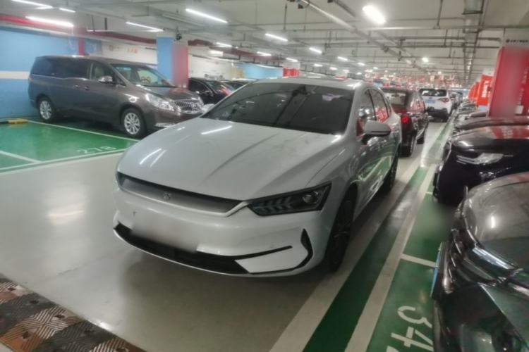 BYD Qin PLUS 2021 — фото 1