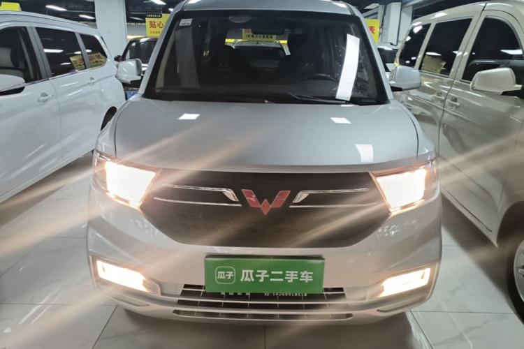 Wuling Hongguang V 2022 — фото 2