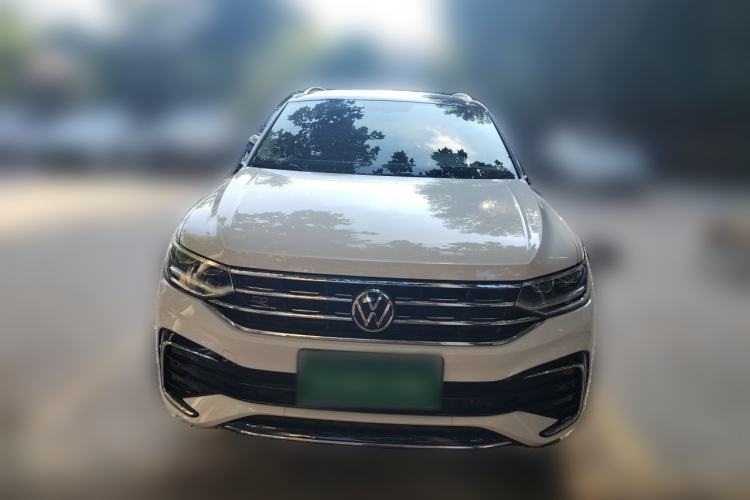 Volkswagen Tiguan 2022 — 2