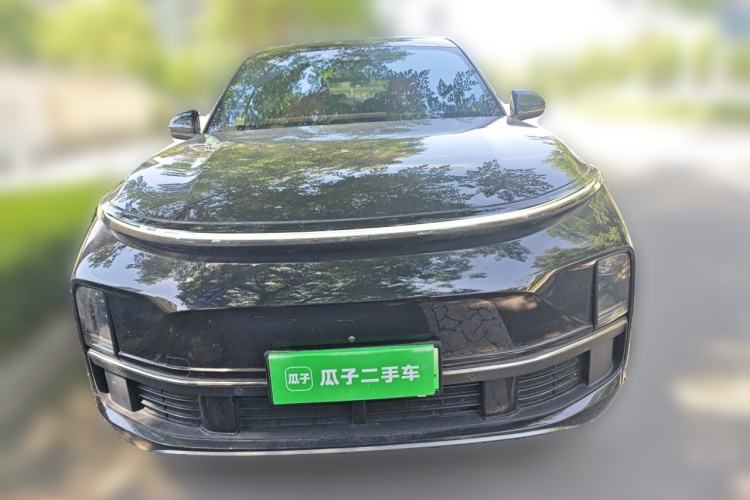 Li Auto L8 2023 — 2