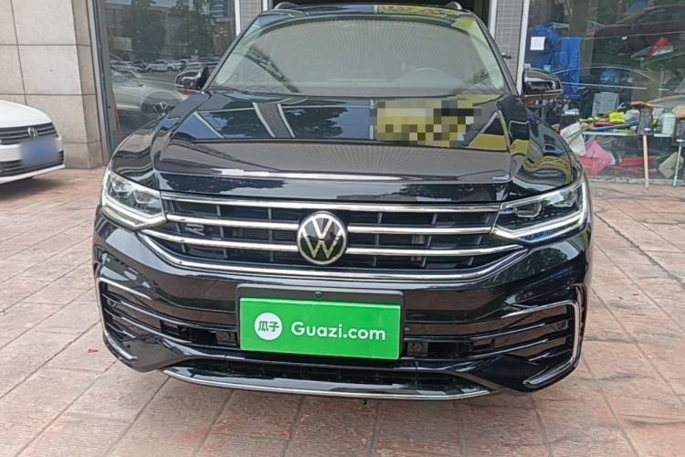 Volkswagen Tiguan L 2022 — фото 2