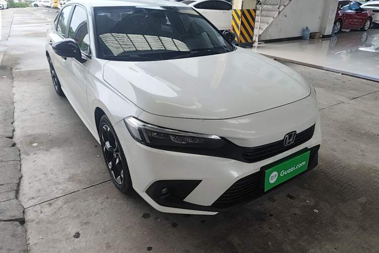 Honda Civic 2022 — 3
