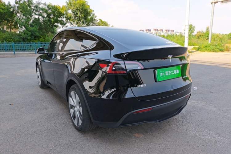 Tesla Model Y 2022 — 4