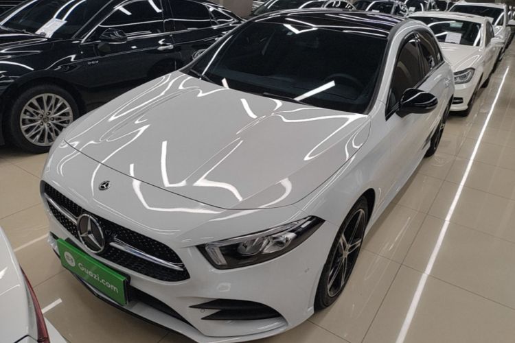 Mercedes-Benz benz a class 2020 — фото 1
