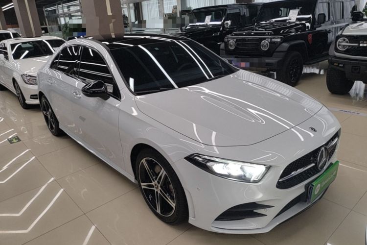 Mercedes-Benz benz a class 2020 — фото 3