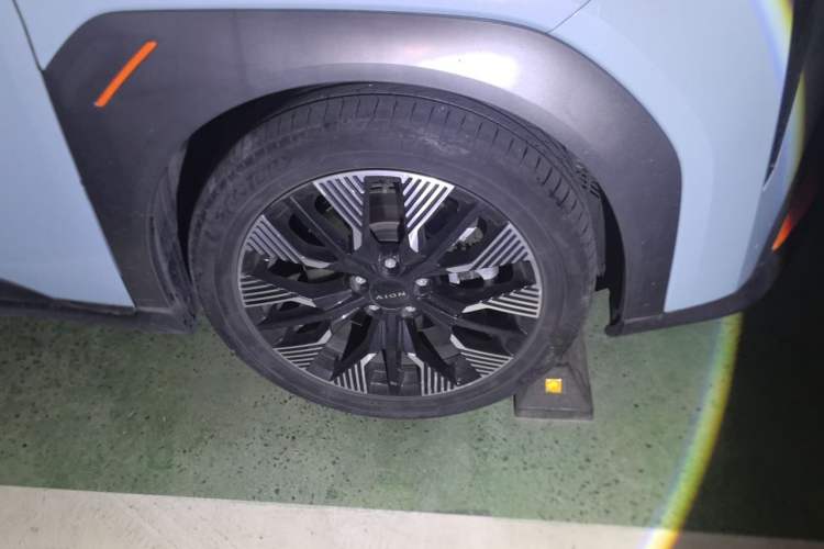 AION Y 2022 — 5