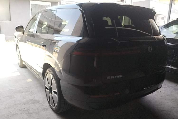 Denza N8L 2025 — 4
