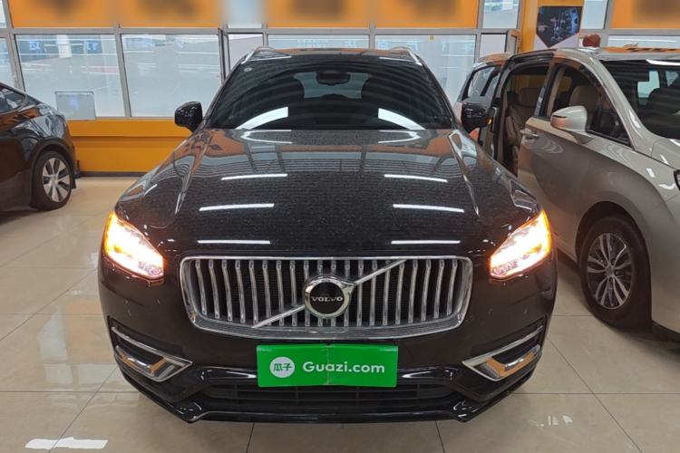 Volvo XC90 2023 — 2