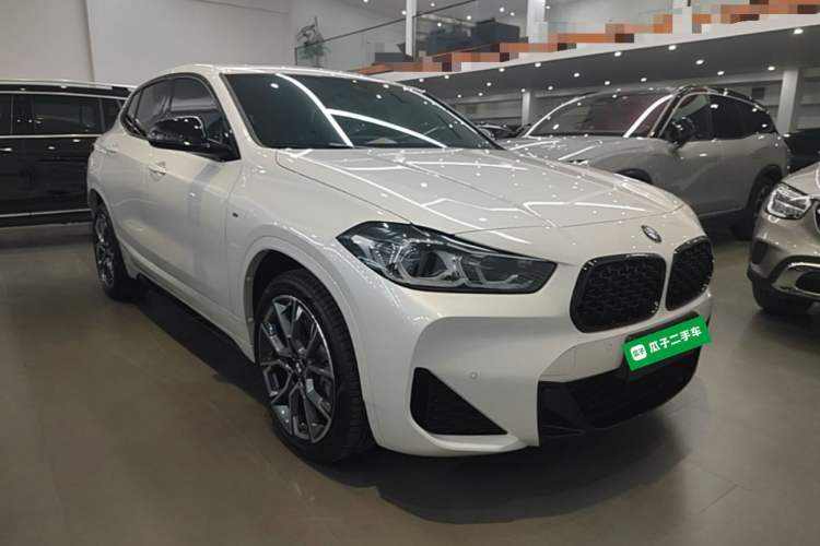 BMW X2 2022 — фото 3