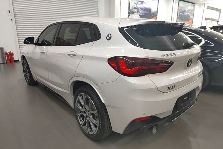 BMW X2 2022 — фото 4