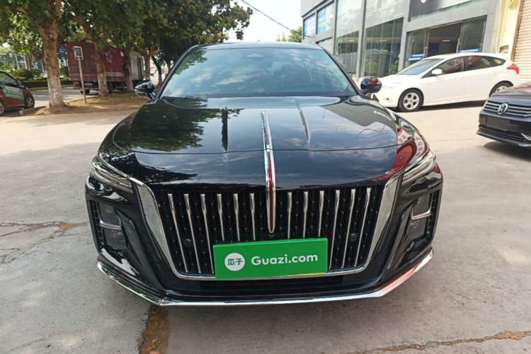 Hongqi H5 2024 — 2