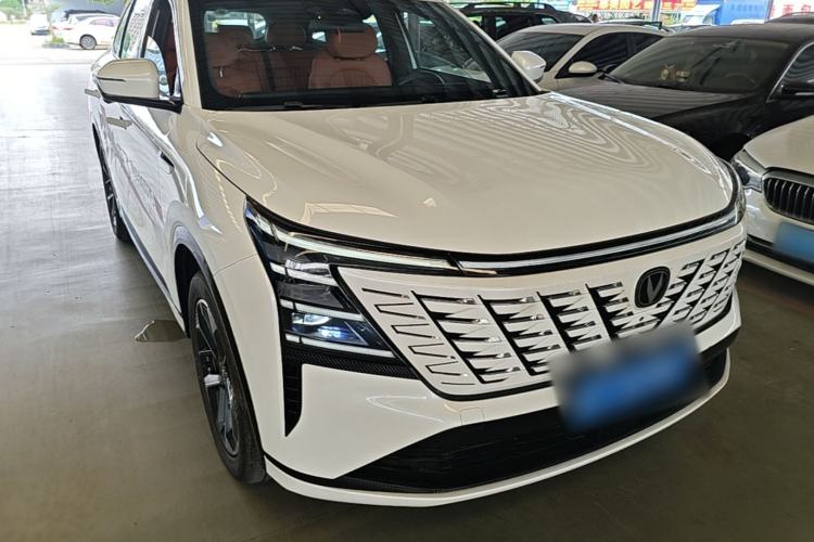 ChangAn CS75 PLUS 2025 — 3