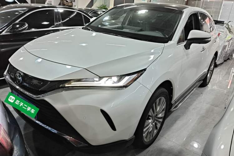 Toyota Harrier 2022 — фото 1