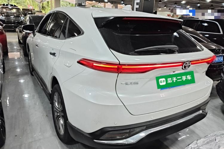 Toyota Harrier 2022 — фото 4
