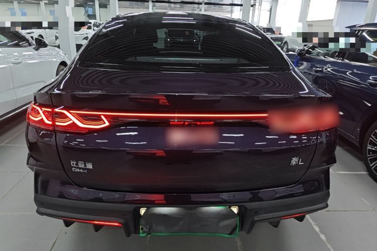 BYD Qin L 2024 — 5