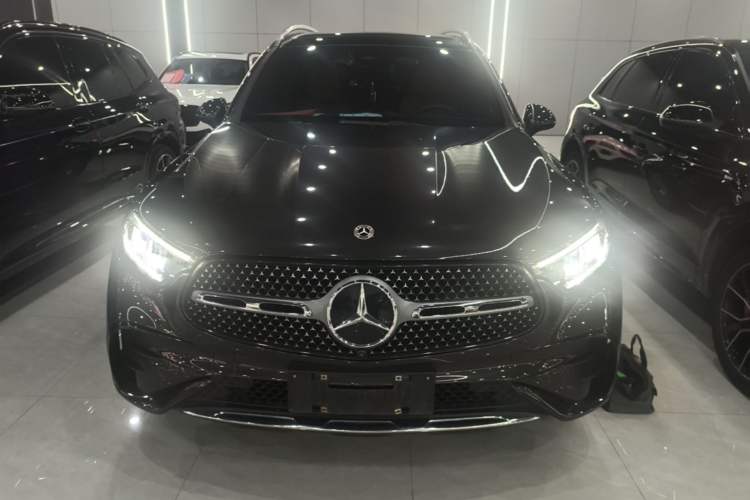 Mercedes-Benz GLC 300 L 2023 — 2