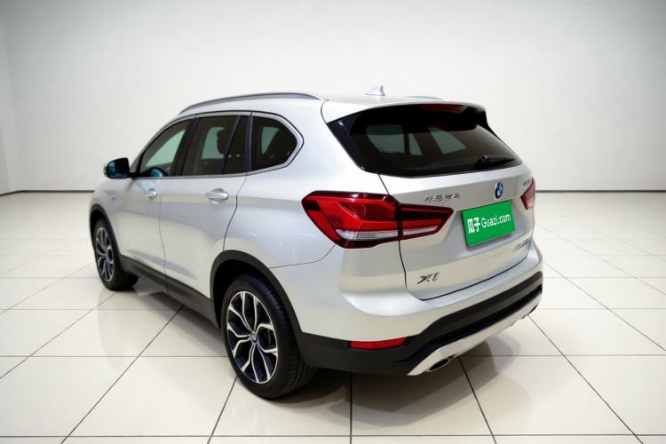 BMW X1 2022 — фото 4