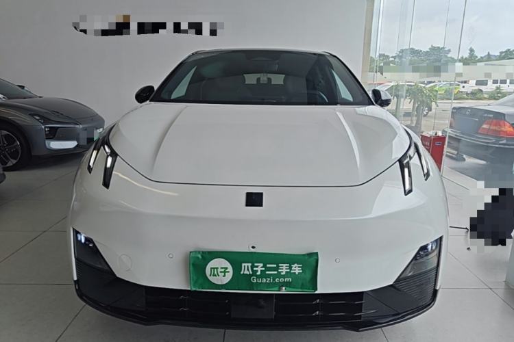 Lynk & Co Z20 2025 — 2