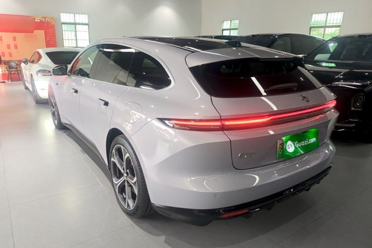 NIO ET5T 2025 — 4