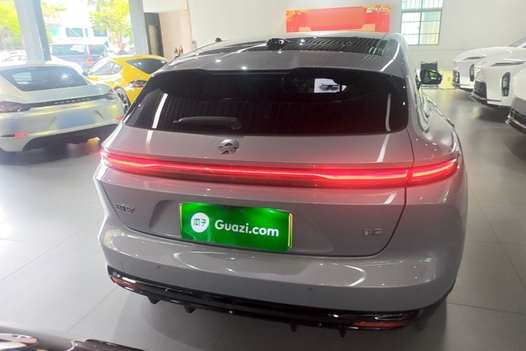 NIO ET5T 2025 — 5